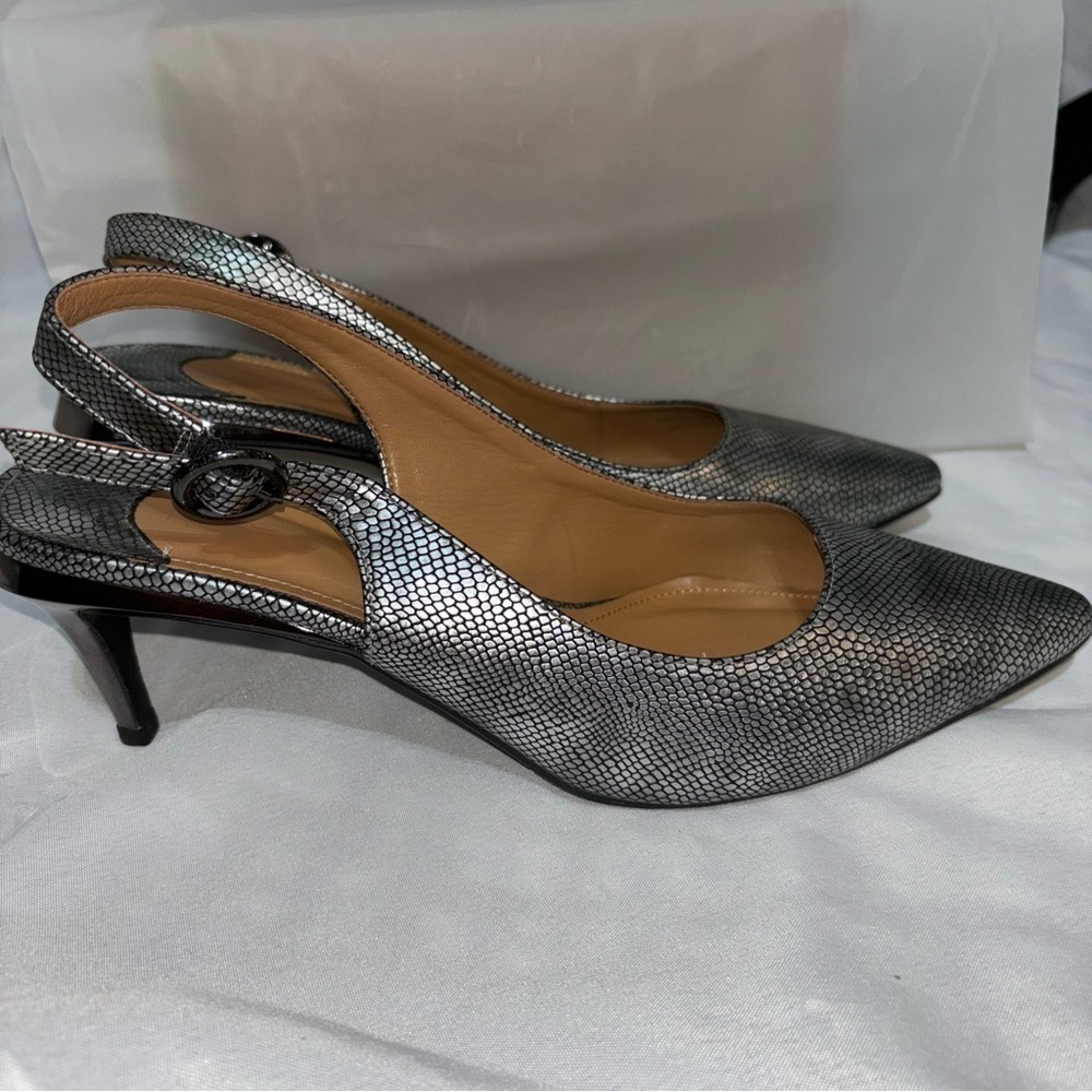 J. Renee Adjustable Slingback Pumps - Size 11 - Picture 4 of 9